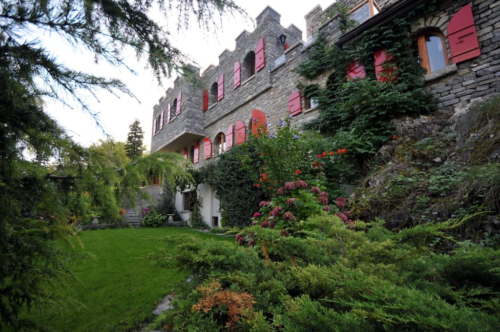 Garden of the Castel