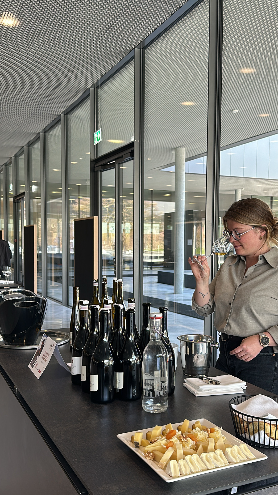 b95eee3c-303a-4339-91c2-ba1c5172480f-10086091